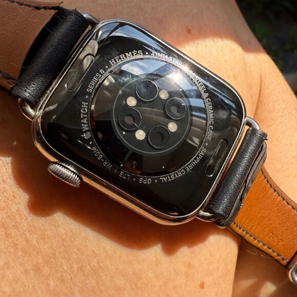 APPLE WATCH HERMÈS SERIES 8 Noir Swift Leather Gourmette Metal Double Tour - Picture 15 of 16